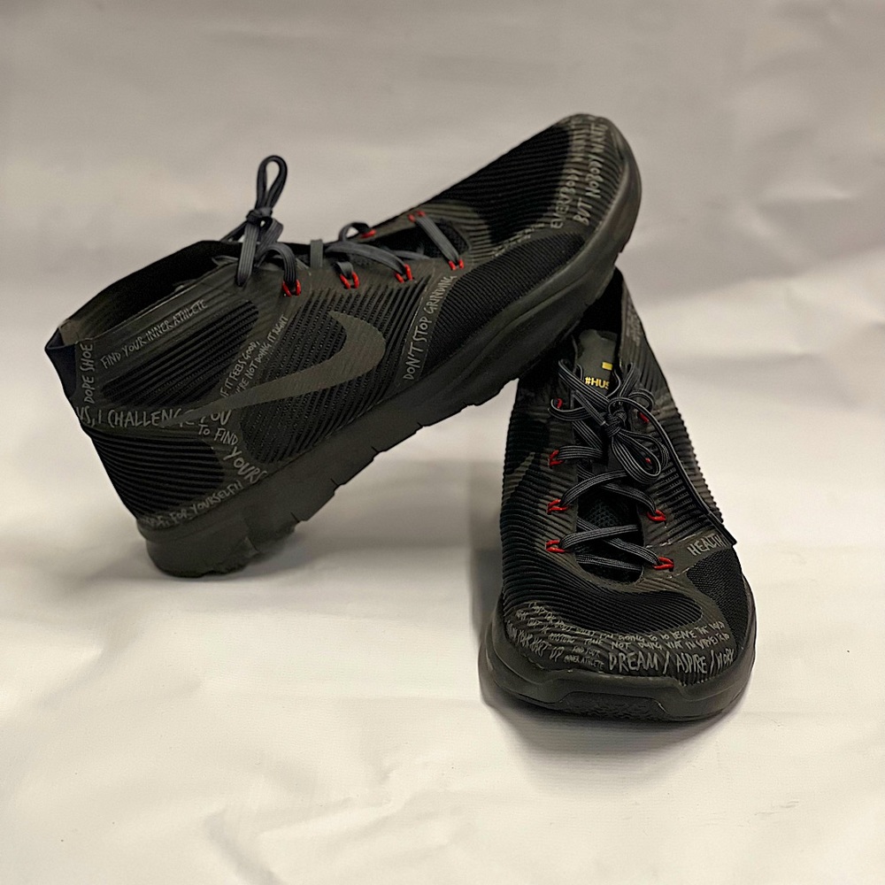 Nike Hustle Hart Sz 11.5